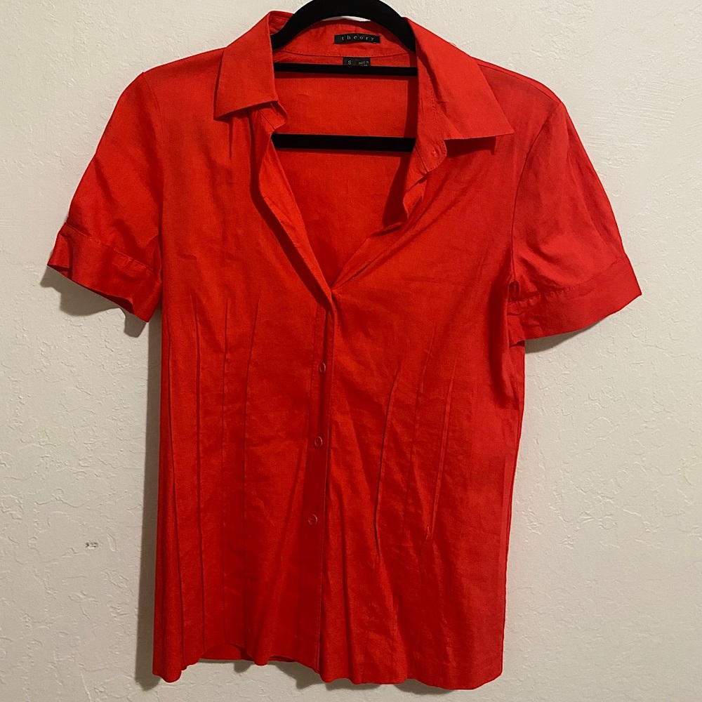 Red Theory short sleeve button-down shirt